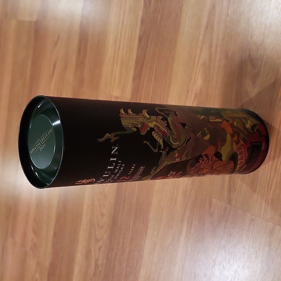 Lagavulin Special Release 2023 Box/Container - Picture 2 of 4